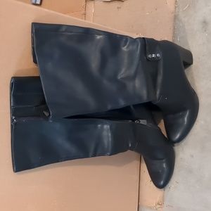 Anne Klein Nicoletta boots